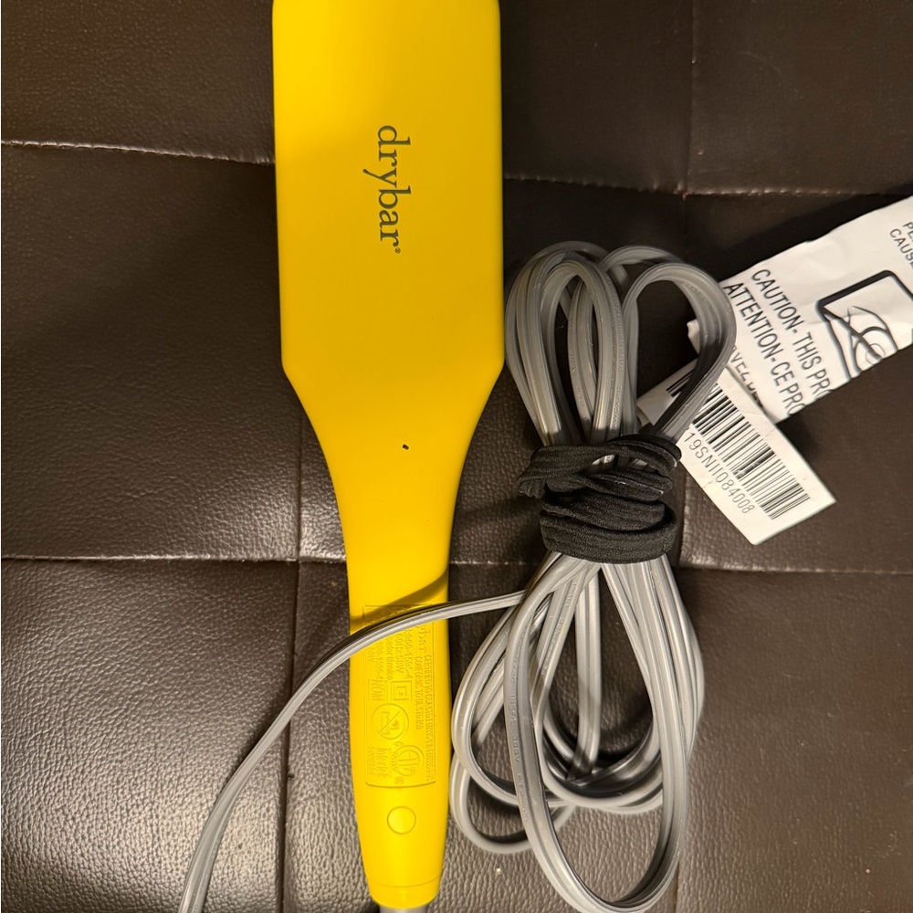 Drybar Brush Crush heated straightening brush!!!